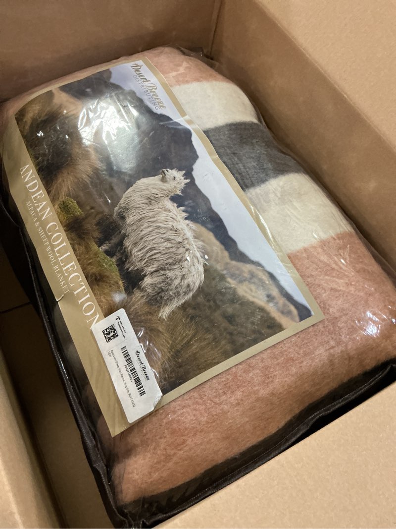 Condition photo showing Good Condition for Natural Alpaca & Sheep Wool Blanket – King Size – Heavyweight Warmth, Thick, Breathable, Natural Texture & Scent, 103 x 86 inches, 7.2 lbs Earth Tones King