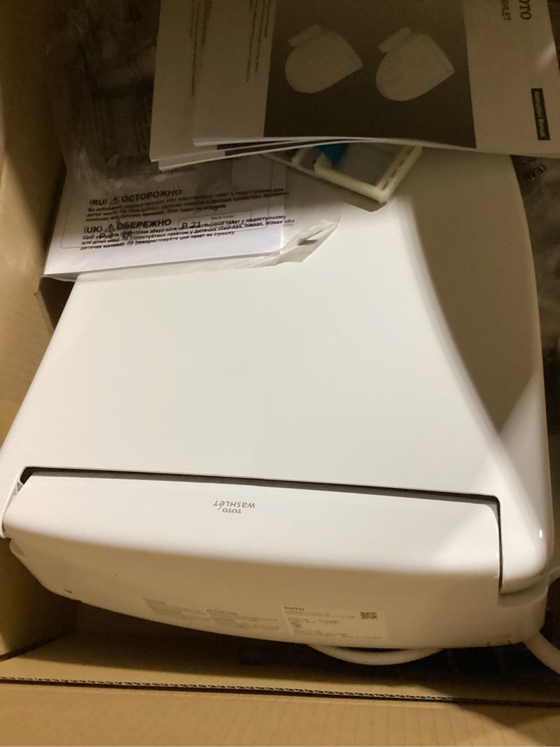 Condition photo showing Good Condition for TOTO® WASHLET®+ S7A Electronic Bidet Toilet Seat with EWATER+® Bowl and Wand Cleaning, Auto Open and Close Contemporary Lid, Elongated, Cotton White - SW4736AT40#01 Cotton White Elongated Contemporary Lid