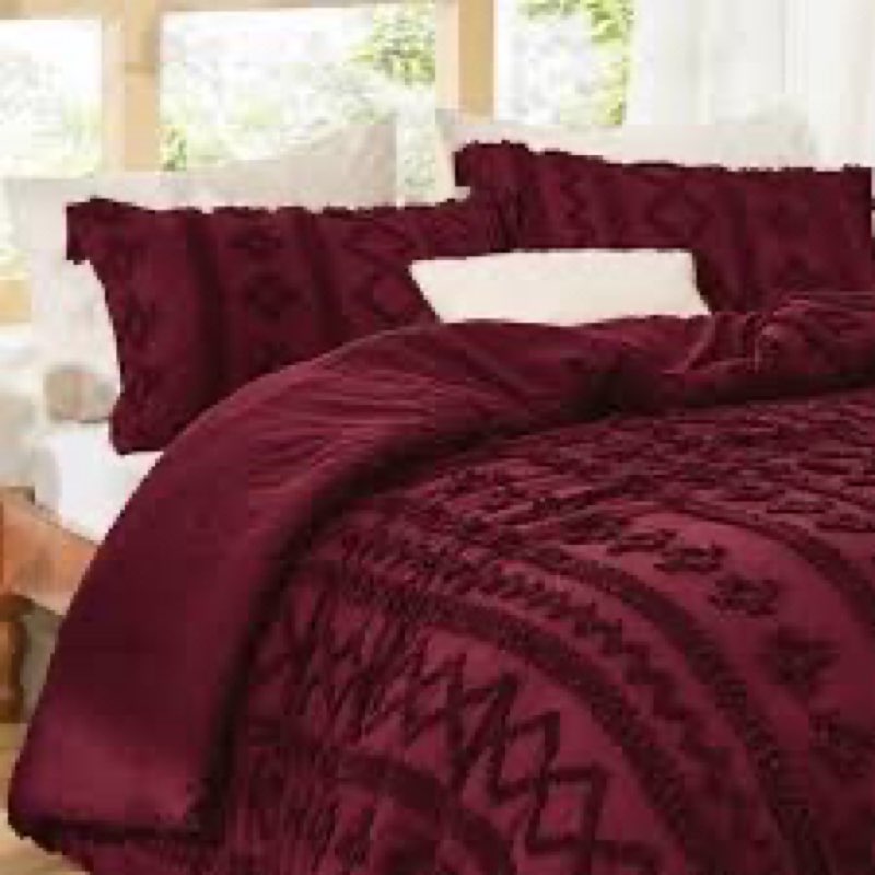 Bedsure Tufted Boho Comforter Set Queen Size - Dark Red Boho Bed Set, GentleSoft™ 3 Pieces Farmhouse