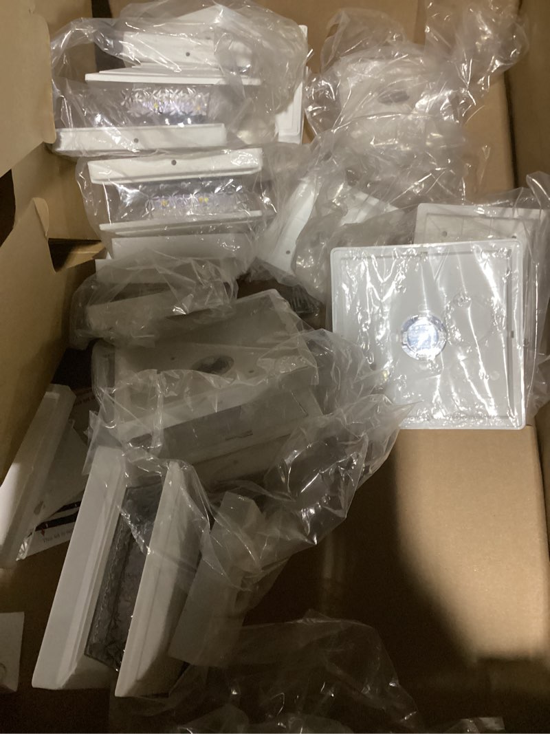 Condition photo showing Good Condition for solar post cap lights outdoor 12pack, waterproof fence post lights with 16 ultra bright leds fit 4x4/5x5/6x6 wood/vinyl posts, white deck post lights with warm/cool white for garden patio porch yard 12 lampshade-diamond pattern
