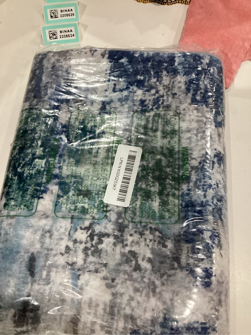 Condition photo showing Good Condition for Modern Abstract Entryway Rug Indoor 2x3 Washable Non-Slip, Soft Grey Navy Blue Rug, Small Area Rug Kitchen Mat Thin Print Faux Wool Floor Carpet for Entrance Bedroom Office 2' x 3' (Rectangular) Grey Navy Blue Multi