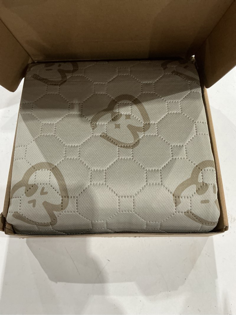 Condition photo showing Good Condition for fxw washable pee pads for dogs, puppy pads with super absorbent, specifically designed for potty training, 35" square, khaki, 2 packs khaki 35" square (2 packs)