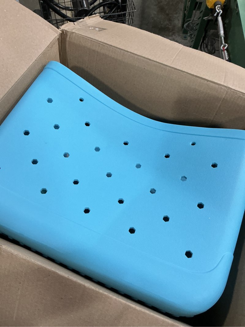 Condition photo showing Good Condition for x-large waterproof sandproof rubber beach tote bag with zipper pocket and phone kickstand cup light blue