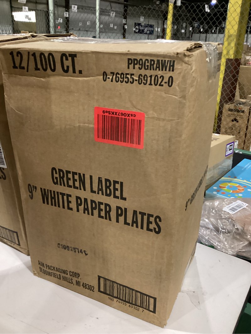 Condition photo showing New/Like New for green label 9” white paper plates 12/100ct