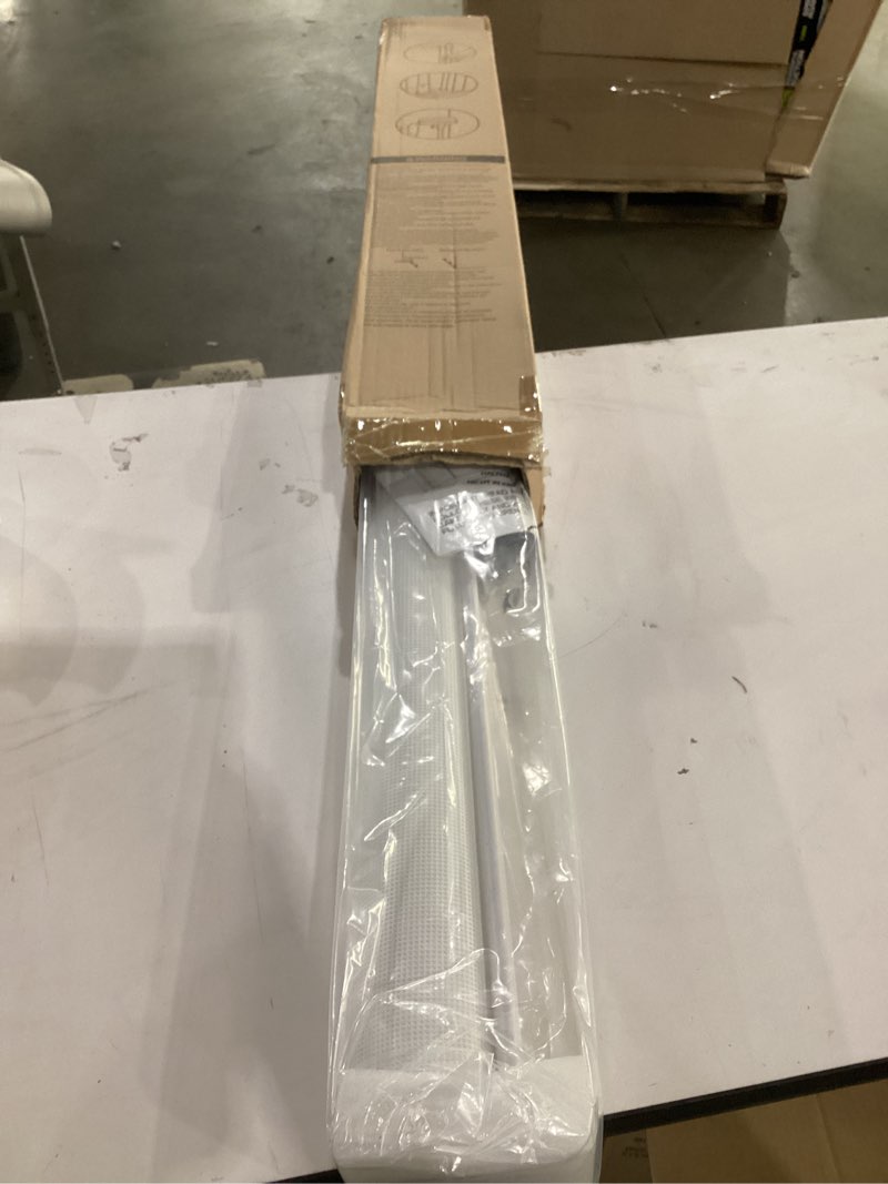 https://lotting-media.assets.bidfta.com/lotting_cb4c4ab8-5e36-4fef-ba21-d35725bc59d2