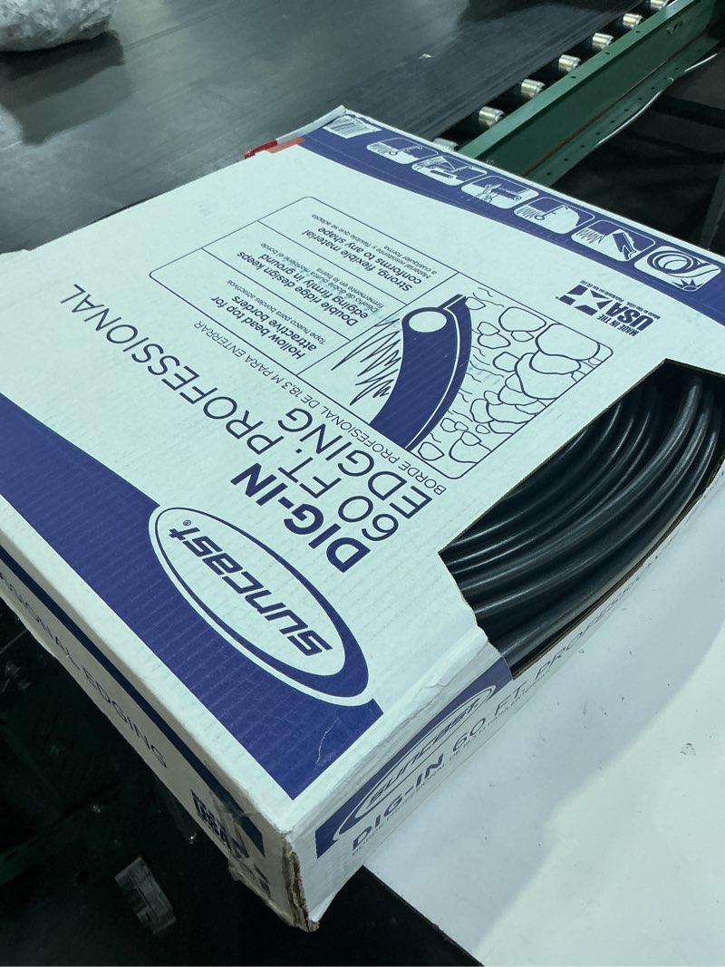 Condition photo showing New/Like New for suncast lawn edging, 60-feet, black