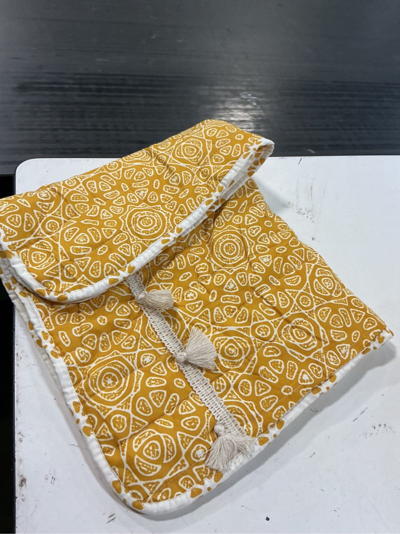 Condition photo showing Good Condition for horimote home boho style yellow twin quilt set with tassle, soft and lightweight bedspread for all season, twin size bed coverlet with 1 matching pillow sham (2 pieces)