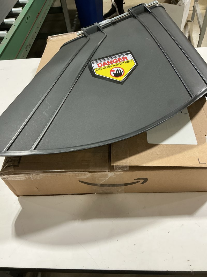 Condition photo showing Good Condition for 138-7502 deflector shield compatible with exmark quest e s series & toro 74690 74691 74694 74695 75743 mower, fits models qze725gkc42200 qze725gkc50200 qzs735gkc54200 qzs708gem54200