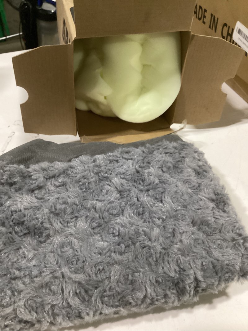 Condition photo showing Good Condition for (SIZE/COLOR VARIES) Dog Crate Bed Waterproof for Small Dogs - Velvet Soft Fluffy Washable With Removable Cover & An