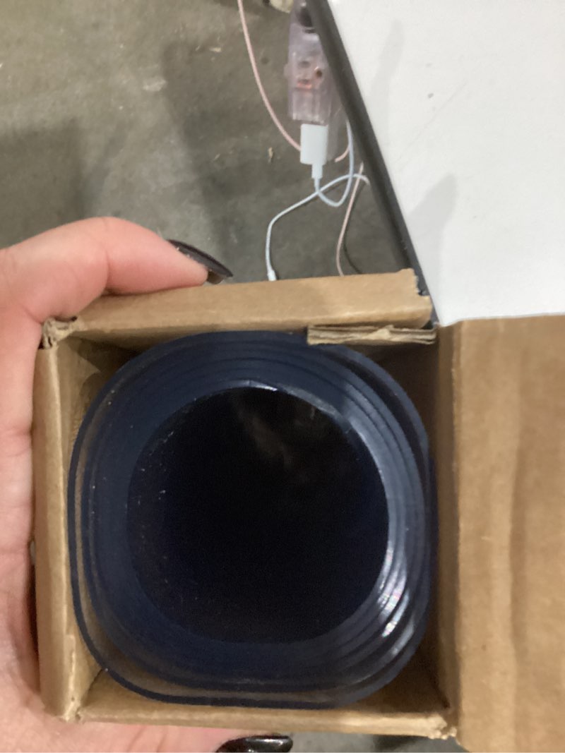 Condition photo showing Good Condition for Kuyal Clear Chair mat for Hardwood Floor 30 x 48 inches Transparent Floor Mats Wood/Tile Protection Mat for Office & Home (30" X 48" Rectangle) 30" X 48" Rectangle Clear