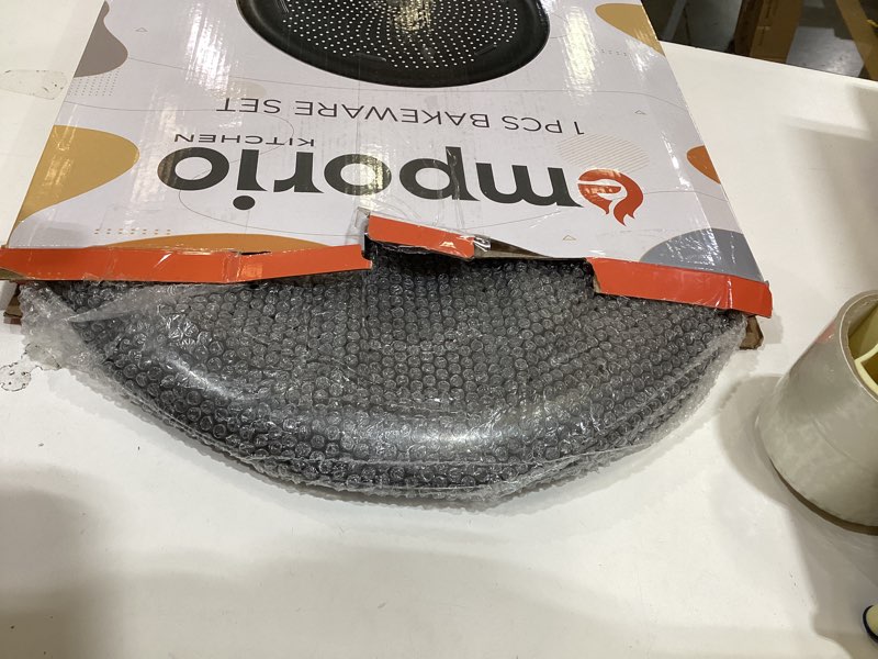 Condition photo showing Good Condition for Pizza Baking Pan - 15.75-Inch Round Perforated Carbon Steel Tray with Non-Stick Coating, Dishwasher Safe, Oven Safe (Up To 450° F), Airflow Design, PFOA, PFOS, PTFE Free, Gray Gray 1 Pack