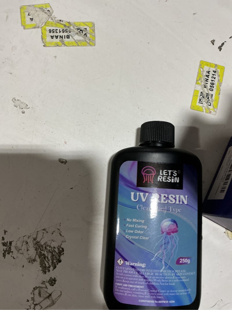 Condition photo showing Good Condition for (Similar to) KISREL UV Resin 300g - Upgraded UV Resin Kit, Hard Type Crystal Clear Ultraviolet Curing UV Epoxy Resin for Craft Jewelry Making UV300g