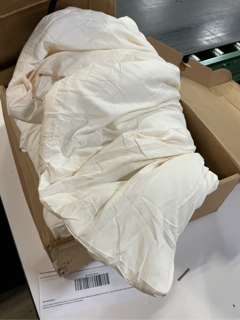 Condition photo showing As Is for CozyLux Beige Queen Comforter Set, 3 Pieces Boho Solid Breathable Quilted Style Bedding Sets, Luxury Fluffy Soft Bed Set with Down Alternative Comforter for All Season (1 Comforter & 2 Pillowcases)