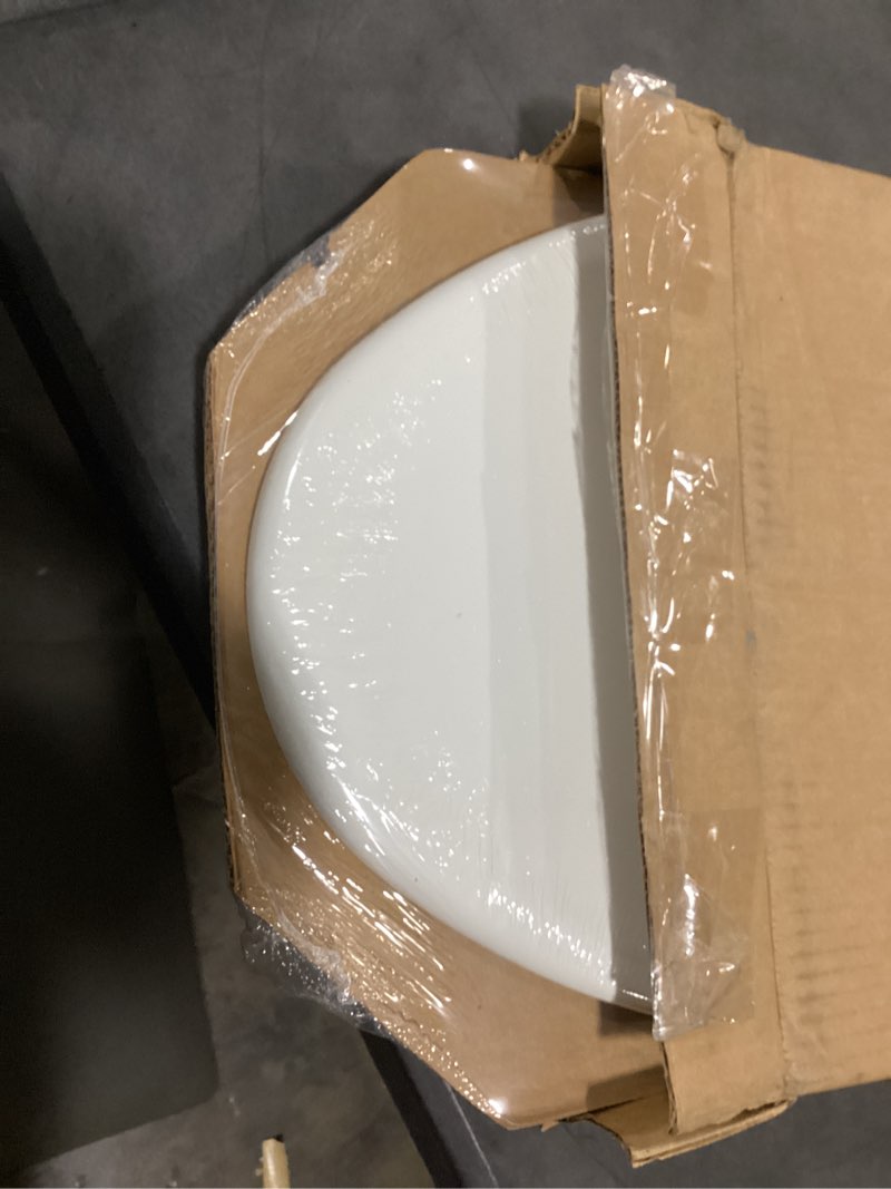 Condition photo showing New/Like New for mayfair linden slow close toilet seat, non slip heavy duty wood, easy install, elongated, white elongated traditional hinge
