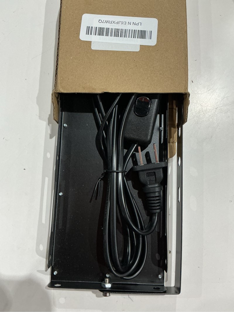 Condition photo showing Good Condition for 50w 1pack black light for glow party, ip65 waterproof,385-400nm wavelength,with plug and switch,for halloween decorations,body painting,birthday party,classroom,stage lighting