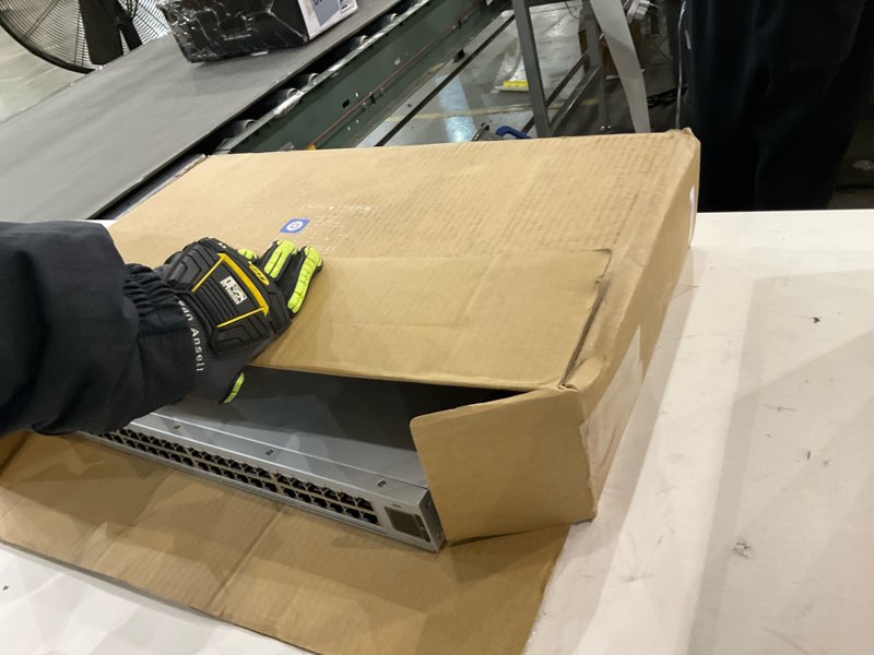 Ubiquiti USW-24-POE Ethernet Switch