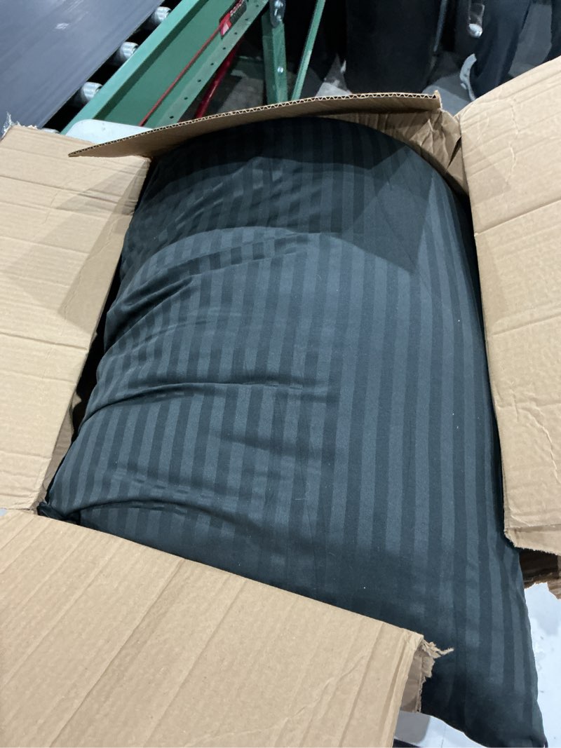 Condition photo showing Good Condition for eiue bed pillows for sleeping 2 pack queen size 20 x 30 inches?super soft down alternative microfiber filled pillows,pillows for side and back sleepers,black black queen (pack of 2)