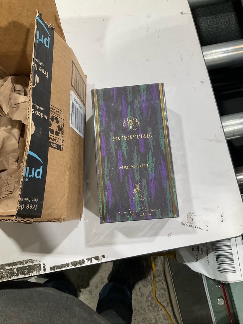 Condition photo showing New/Like New for Maison Alhambra Sceptre Malachite for Unisex Eau de Parfum Spray, 3.4 Ounce / 100 ml