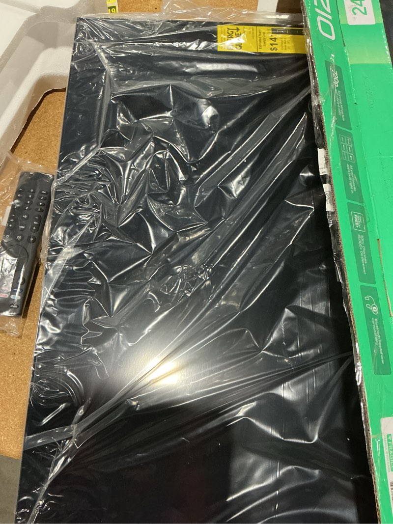 Condition photo showing New/Like New for vizio 24" v series led smart hd tv 720p bt works with airplay 2 & google cast vhd24m-0810