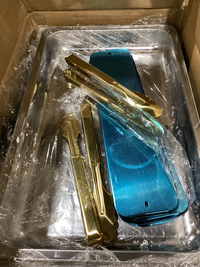 Condition photo showing Good Condition for powerfuel chafing dishes for buffet, 4 pack 9qt large full size gold chafing dish set, rectangular chafing pans with 4 gold tongs, stainless steel food warmer for party, catering, wedding