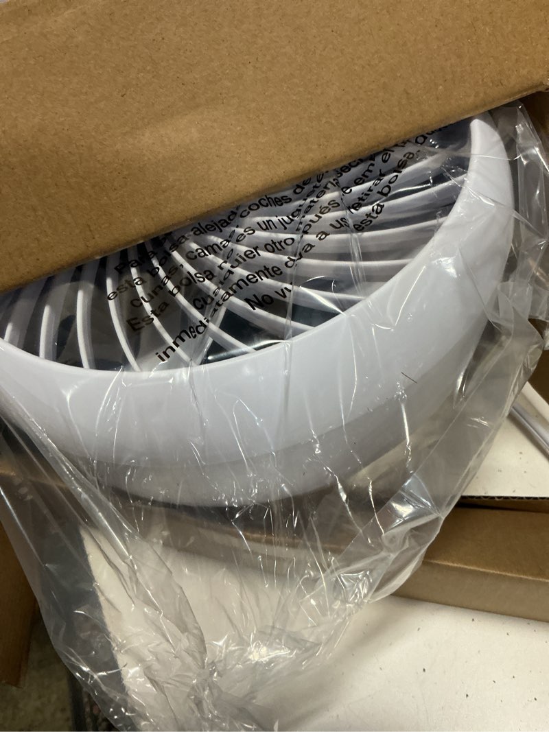 Condition photo showing Good Condition for honeywell 10.9 in. h 3 speed air circulator fan