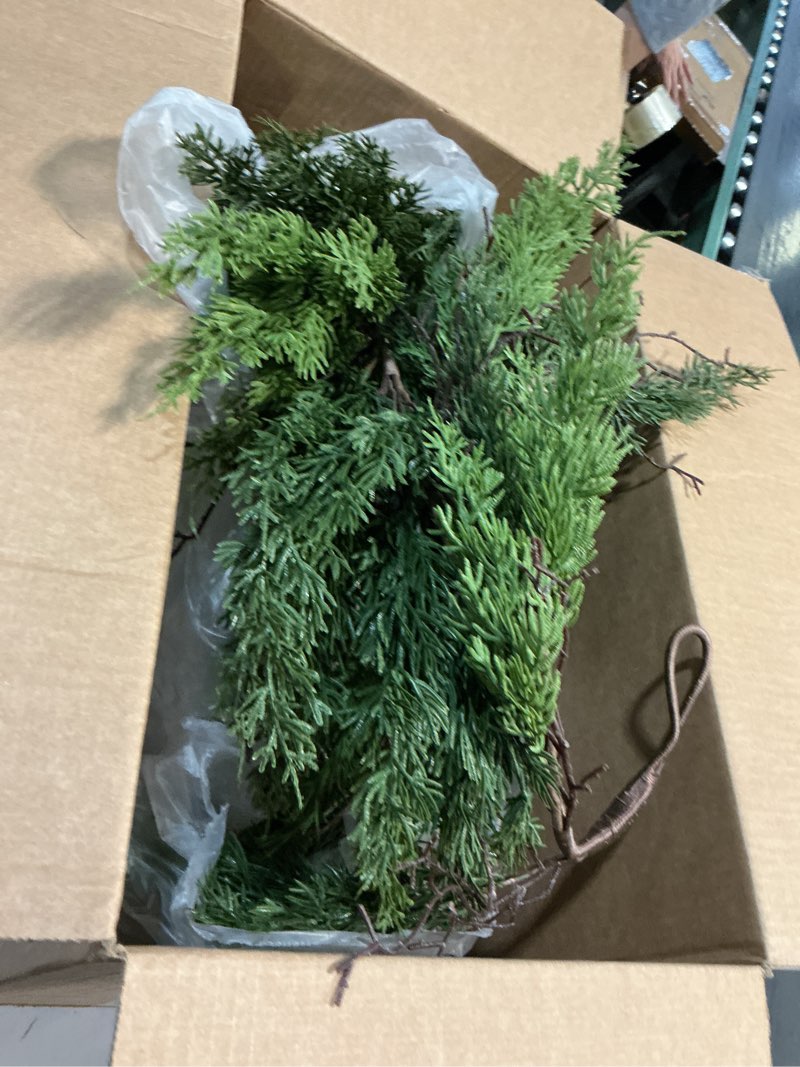 Condition photo showing Good Condition for lznpa 9 ft real touch christmas garlands,thick and lush?bendable guirnaldas navideñas, pine cedar garland artificial realistic, christmas garland for mantle,indoor outdoor christmas decorations green 9ft