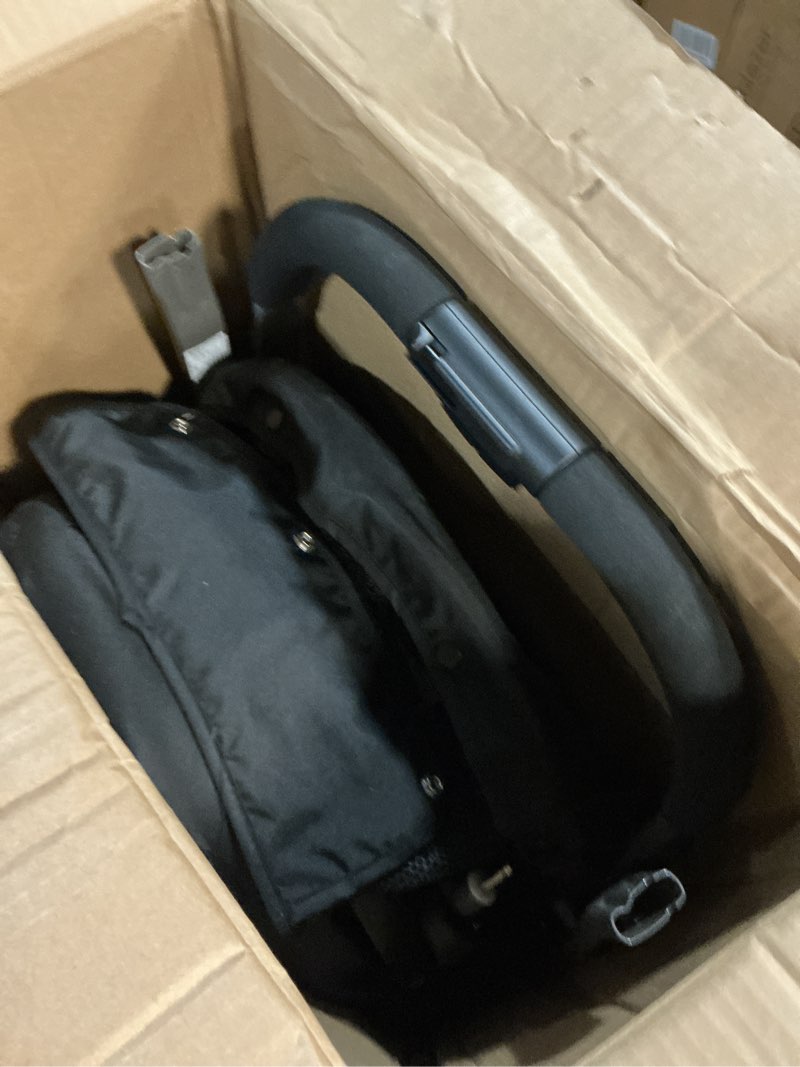 Condition photo showing Good Condition for graco redmond modes pramette stroller, 3-in-1 convertible: car seat carrier, infant pramette to toddler stroller with reversible seat and one-hand fold