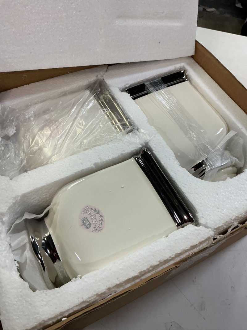 Condition photo showing Good Condition for fanquare 30 OZ Cookie Jar, White Kitchen Canisters Set of 3, Farmhouse Porcelain Decorative Jars for Countertop, Ceramic Storage Jar for Coffee, Sugar, Tea Bag