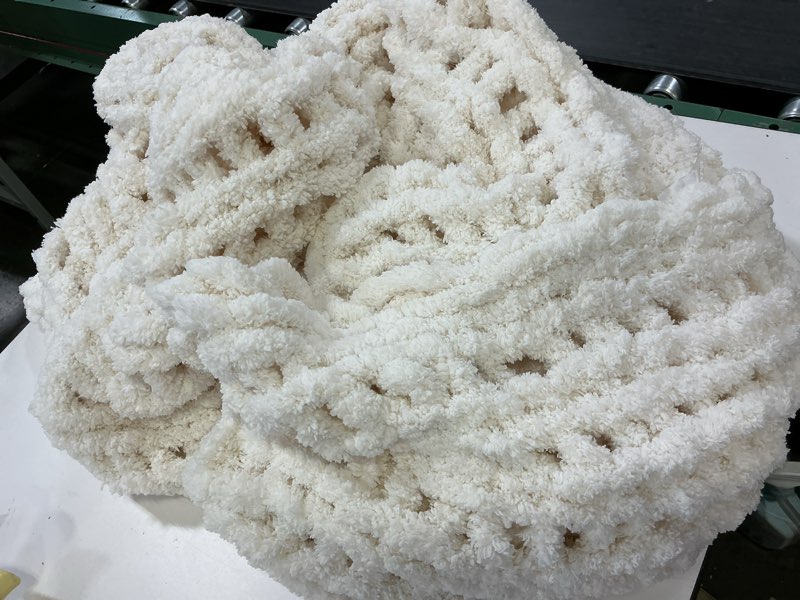 Condition photo showing Good Condition for chunky knit throw blanket, 50''*60'' knitted throw chenille yarn for bed couch, handmade cream crochet big thick blanket, machine washable cute comfy blanket for home decor cream white 50"x60"