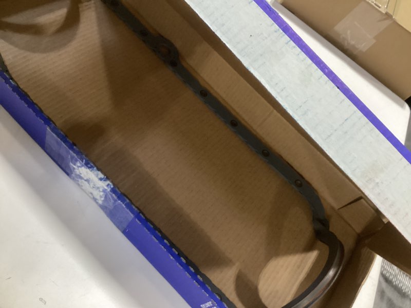 Condition photo showing As Is for MAHLE Original OS32496B Engine Oil Pan Gasket Set