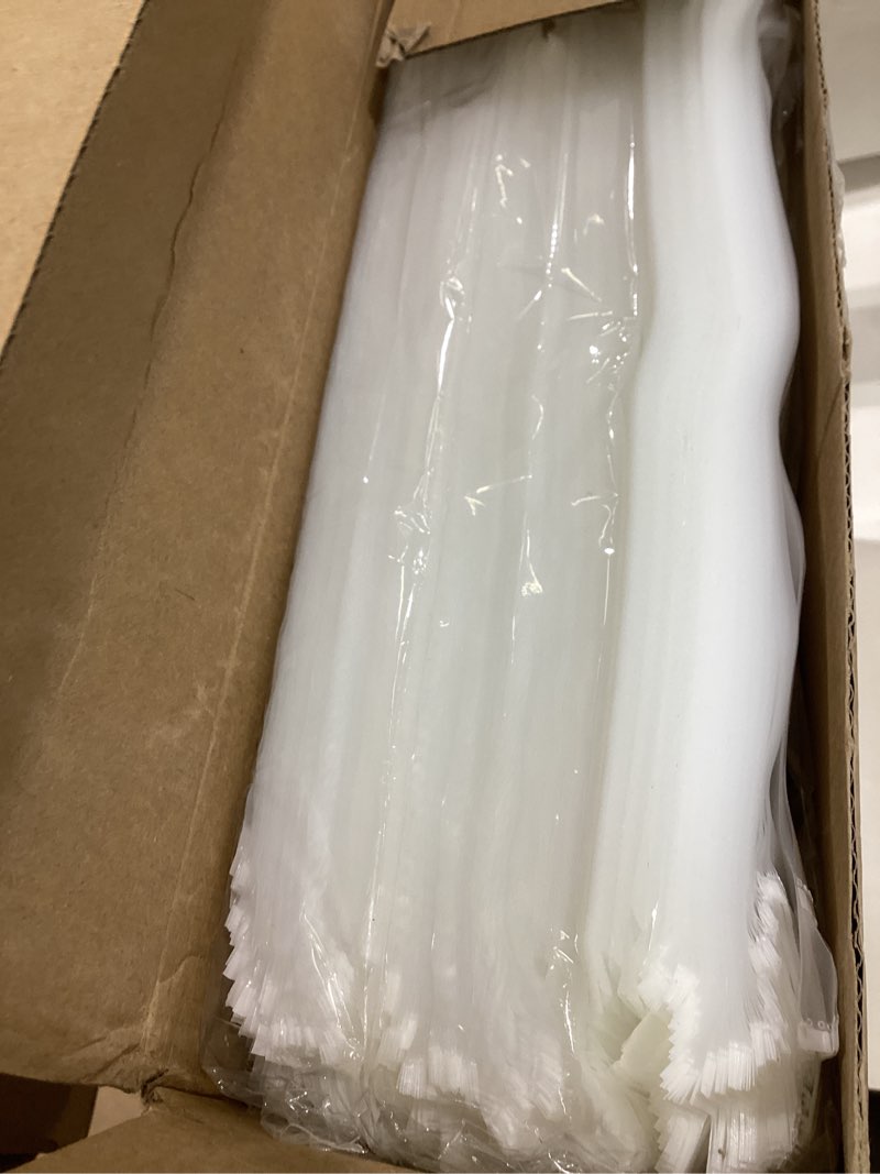 Condition photo showing New/Like New for 900 Pack Sheet Protectors 8.5 x 11 inch Clear Page Protectors for 3 Ring Binder, Plastic Sleeves for Papers, Document 900Pack
