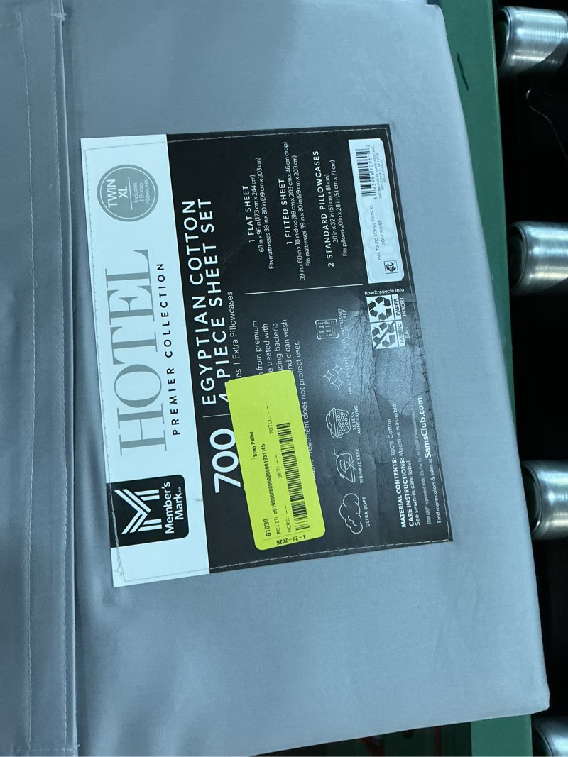 https://lotting-media.assets.bidfta.com/lotting_cbb7bf52-05ec-475a-94a7-72fccdaaf47c