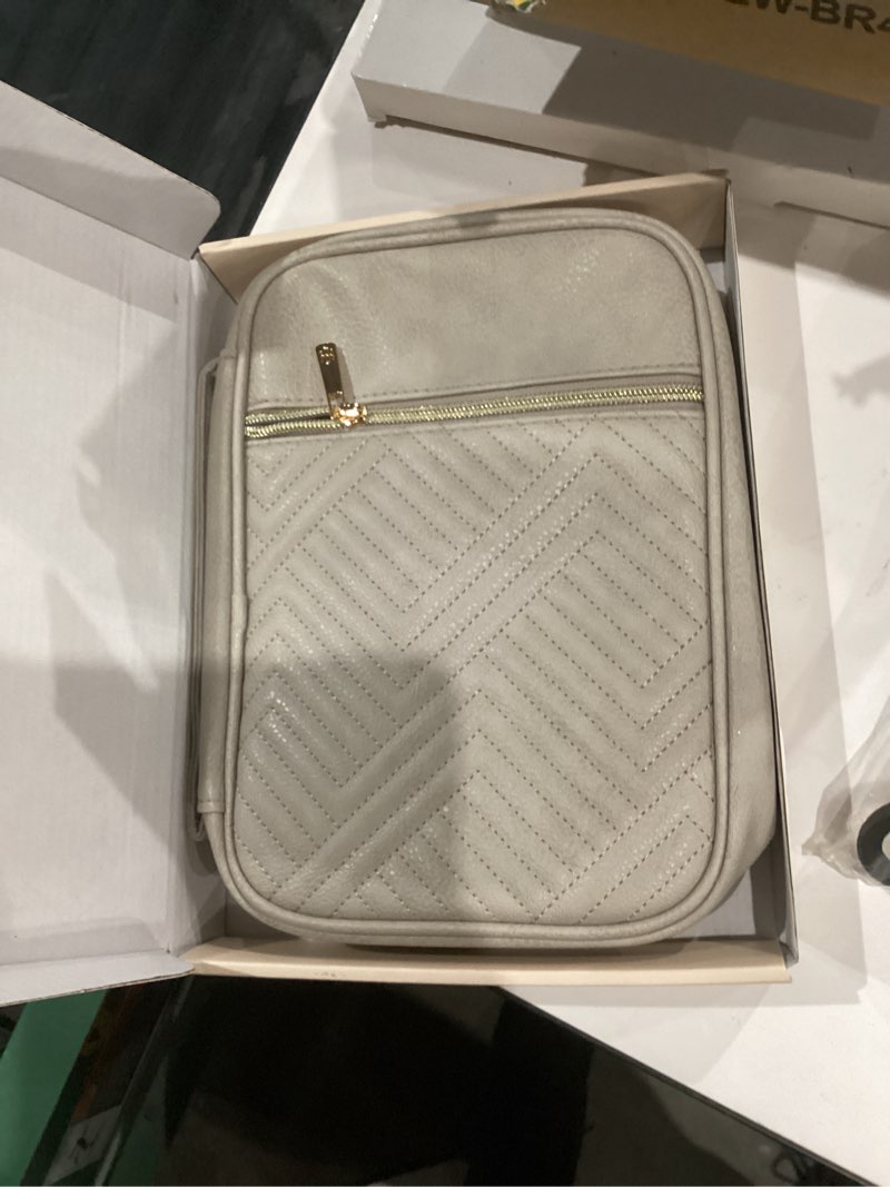 Condition photo showing New/Like New for bellahold quilted vegan leather bible cover, color-blocked bible cover case for women, bible carrying case with handle, bible study supplies & christian gift for women and girls (desert taupe, ts/s) desert taupe ts/s