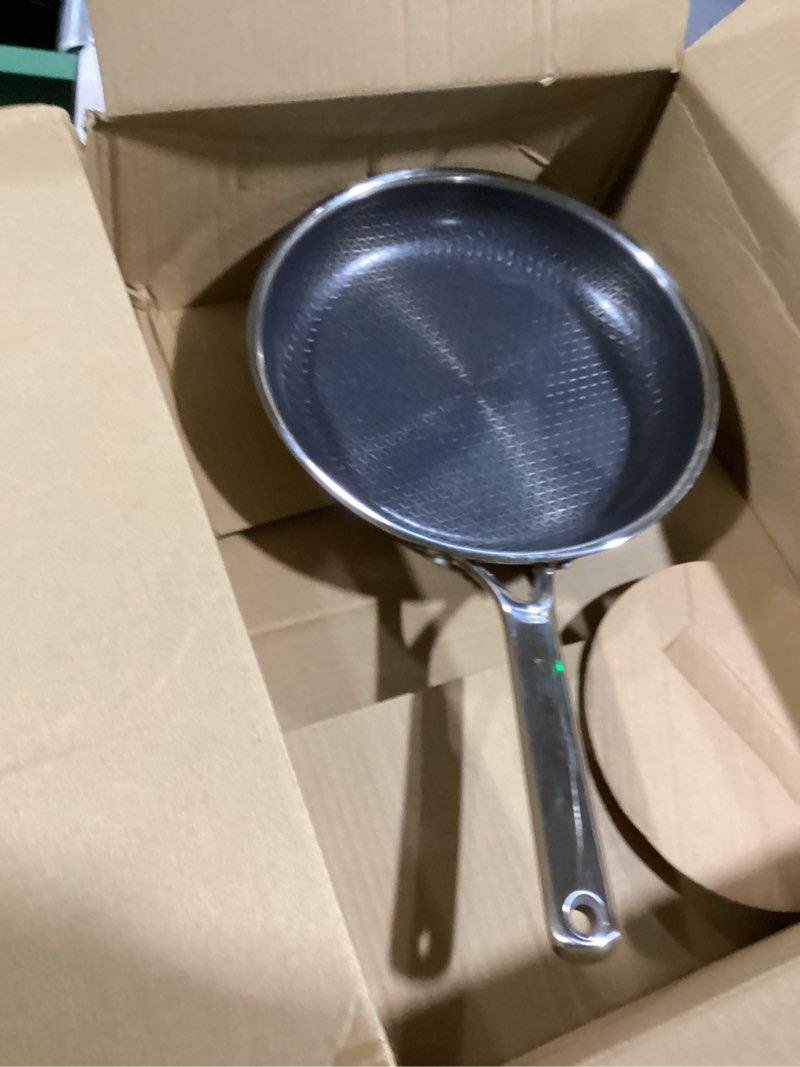 Condition photo showing Good Condition for  Similar to photo Made In Cookware - 12-Inch Stainless Steel Frying Pan - 5 Ply Stainless Clad - Professional Cookware - Crafted in Italy - Induction Compatible