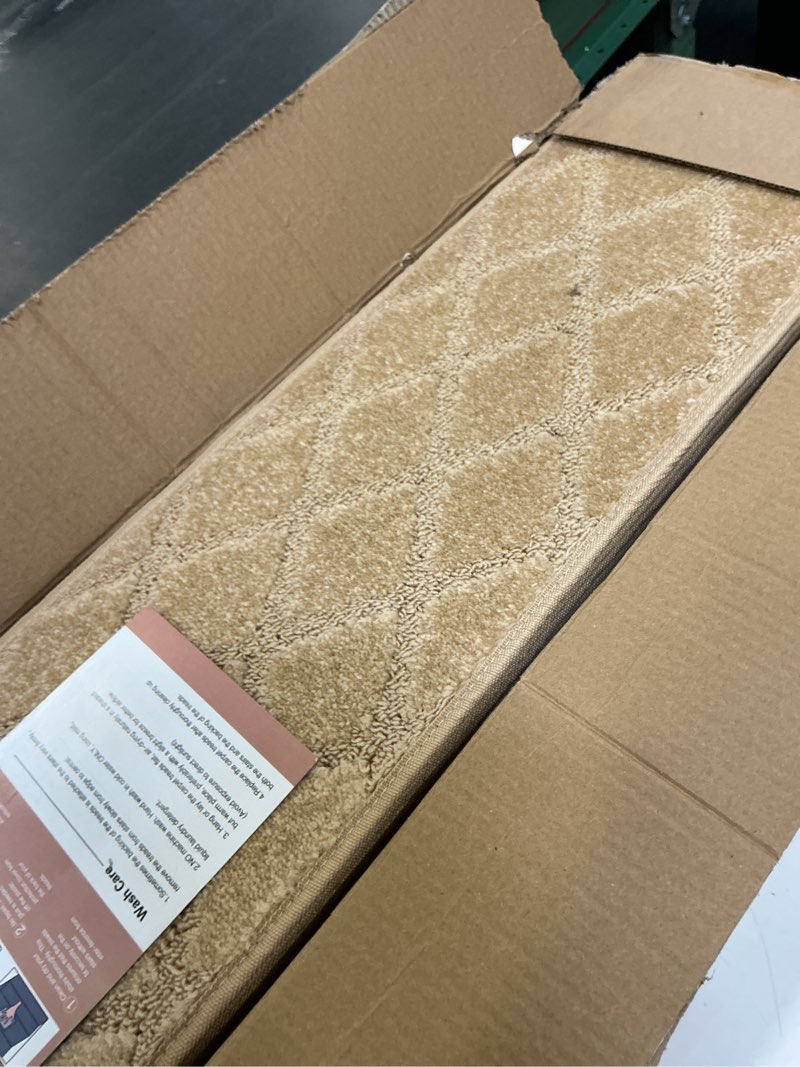 Condition photo showing Good Condition for 9.5"x36" Stair Treads for Wooden Steps Indoor, 15 Pcs Non Slip Peel and Stick Carpet Stair Treads, Washable & Reusable Self Adhesive Stair Runner Rug for Kids Elders Pets - Beige 9.5"X36" Beige 15