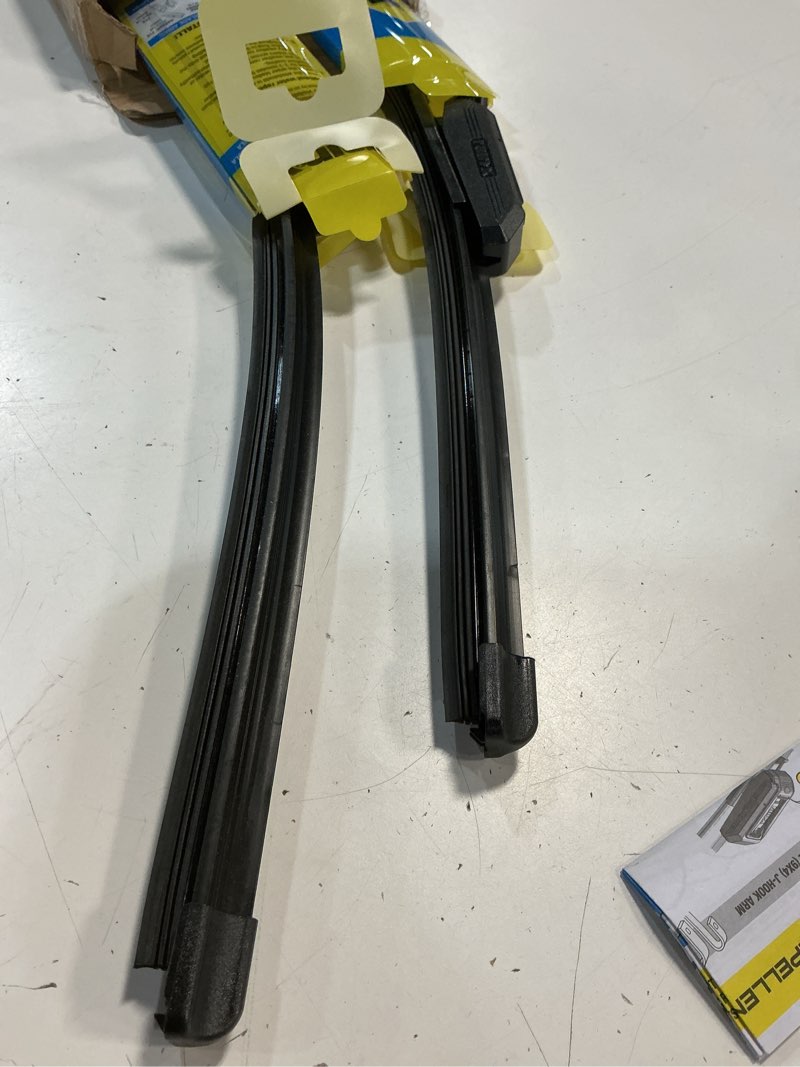 Condition photo showing Good Condition for rain-x 810349 repellency water repellent wiper blades, 24" & 18" windshield wipers,new & improved version of latitude [amazon exclusive] 24" and 18" repellency