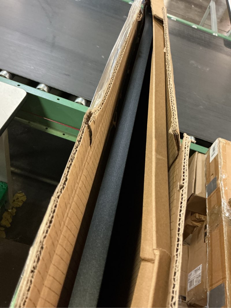 Condition photo showing Good Condition for 36x48 poster frame, plexiglass, black snap frames, coating aluminum profile, display horizontally & vertically?1pcs? black 36x48-1pc