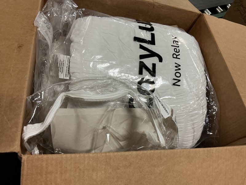 Condition photo showing Good Condition for CozyLux California King Comforter Set with Sheets 7 Pieces, White Seersucker Bed in a Bag Cal King Luxury Soft Bedding Sets with Down Alternative Comforter, Sheets, Pillowcases & Shams for All Season White California King