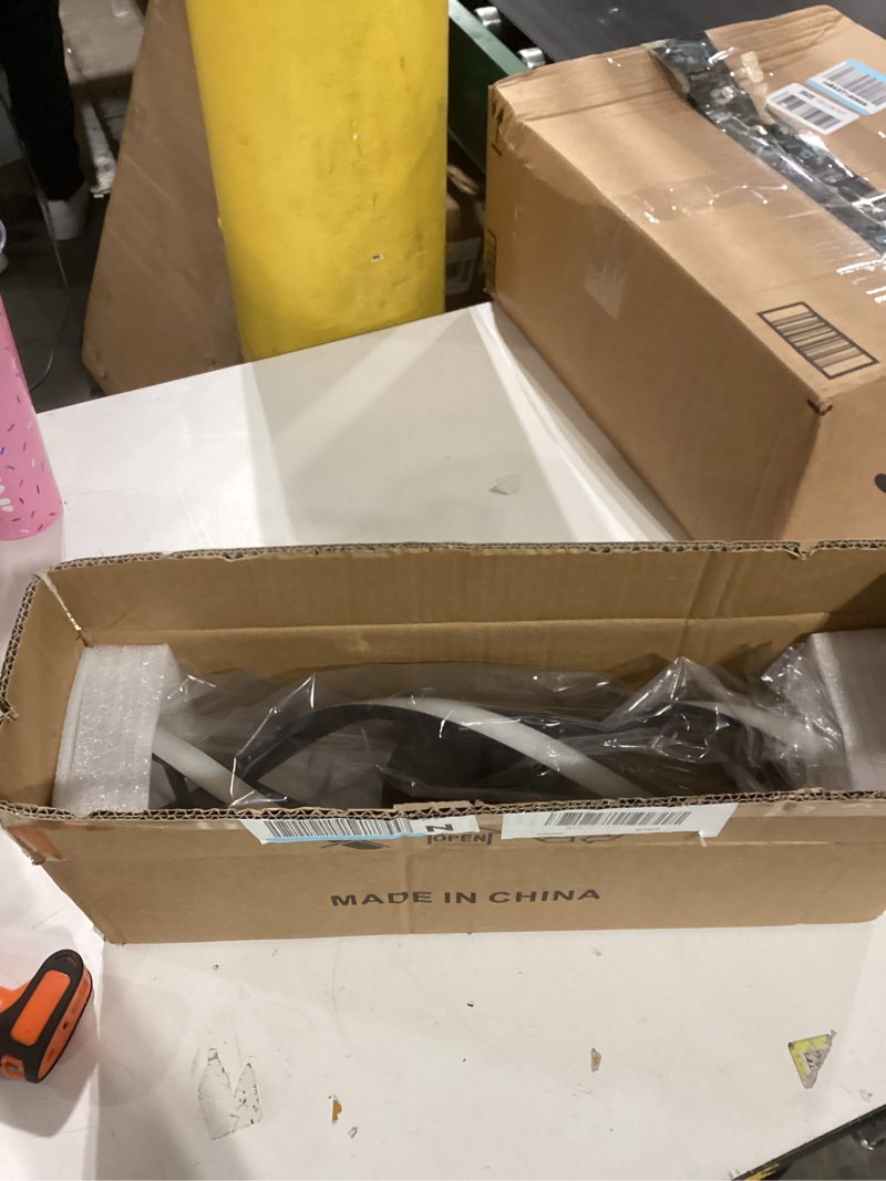 Condition photo showing Good Condition for Modern Black LED Vanity Lighting,Bathroom Light Fixture Over Mirror,18 Inch,6000K Cool White Black-18"