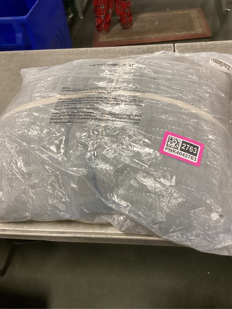 Condition photo showing New/Like New for Organic Cotton Channel Stitch Coverlet Set, Green, Full/Queen