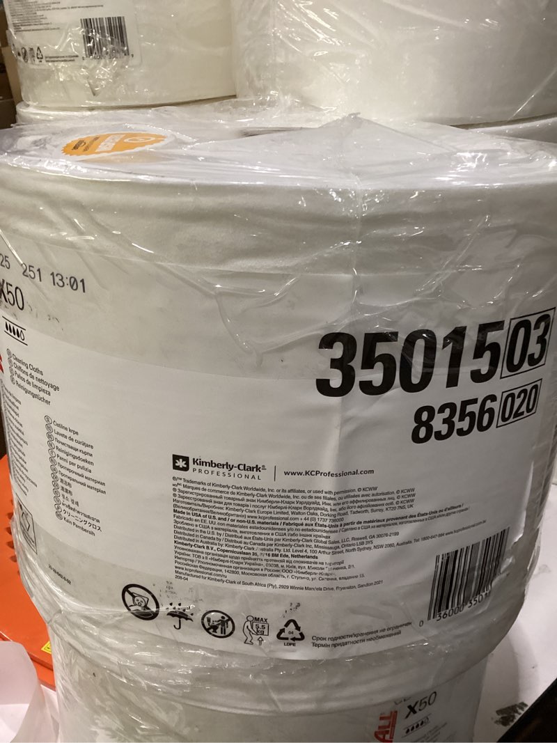 Condition photo showing New/Like New for Wypall X50 Disposable Cloths (35015)  Jumbo Roll  9.8 x 13.4  White  1 100 Sheets per Roll