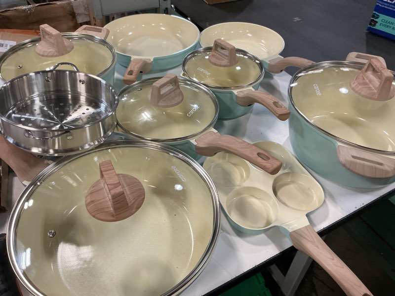 Condition photo showing Good Condition for carote 17-piece ceramic pots and pans cookware set, non stick induction cook ware kitchen cooking set non-toxic health, pfas free