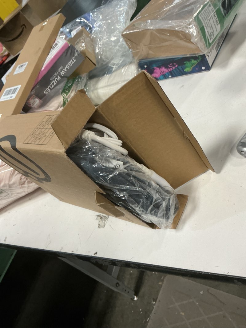 Condition photo showing Good Condition for Comfier Heating Pad for Back with 6 Heat Settings & Auto Shut Off, Back Heating Pad for Lower Back Pain, Heat Pad for Back for Mom/Women, 12X24” CA-019F3-1