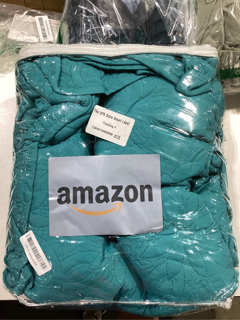 Condition photo showing Good Condition for fancy linen 3pc embossed coverlet bedspread set oversized bed cover solid floral daisy pattern new # allis (full/queen, turquoise) full/queen turquoise