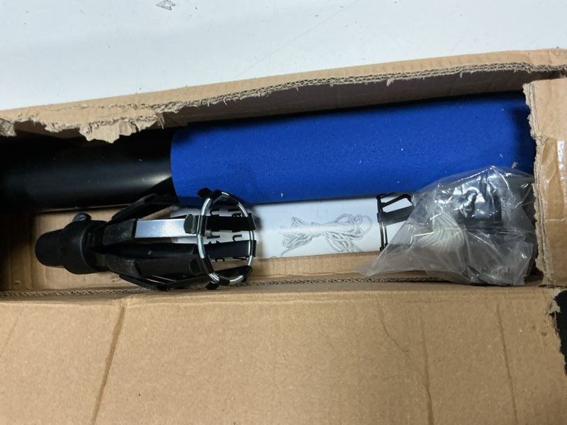 Condition photo showing Good Condition for 26FT Reach Light Bulb Changer for High Ceilings with Telescopic Extension Pole, 5-20Foot Light Bulb Extension Pole Changer with Baskets and Suction Cup for High Ceilings and Recessed Lights 20FT