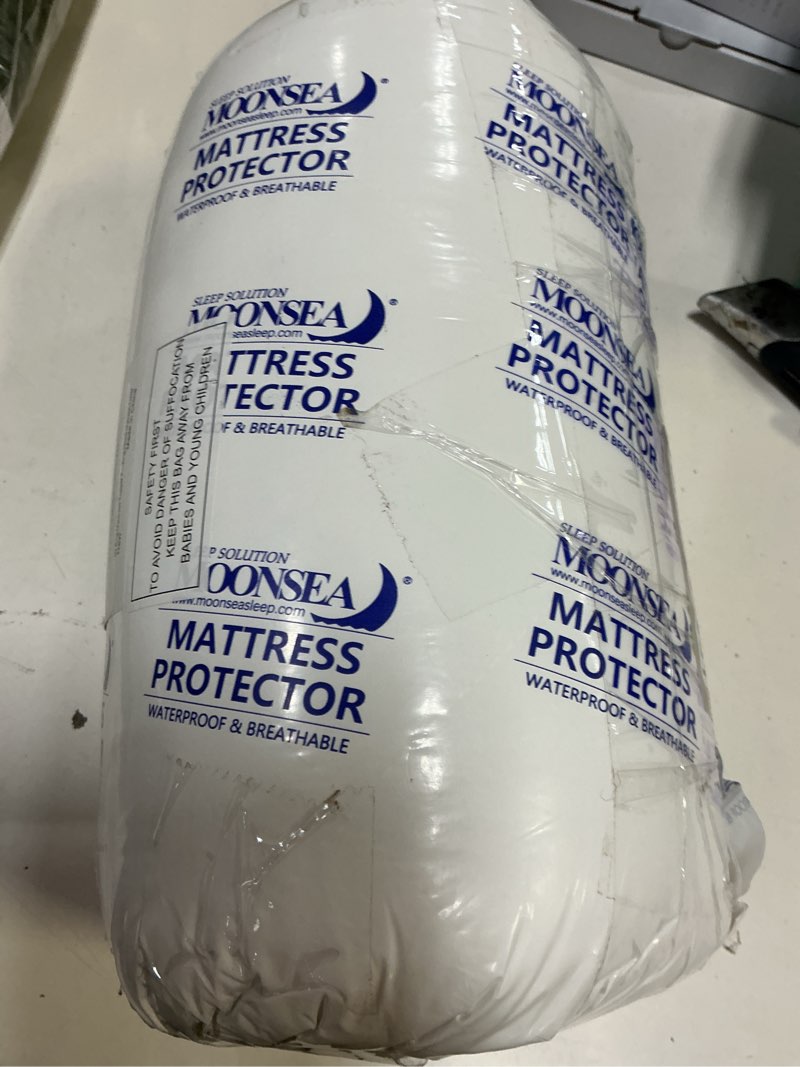 Condition photo showing New/Like New for rv king mattress topper pad protector waterproof, absorbent and quilted mattress protector for rv mattress king 72x80, rv king fitted matress cover rv king 1
