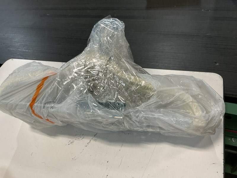 https://lotting-media.assets.bidfta.com/lotting_cc110589-28a0-45b0-bfc2-c7f79410ac4c