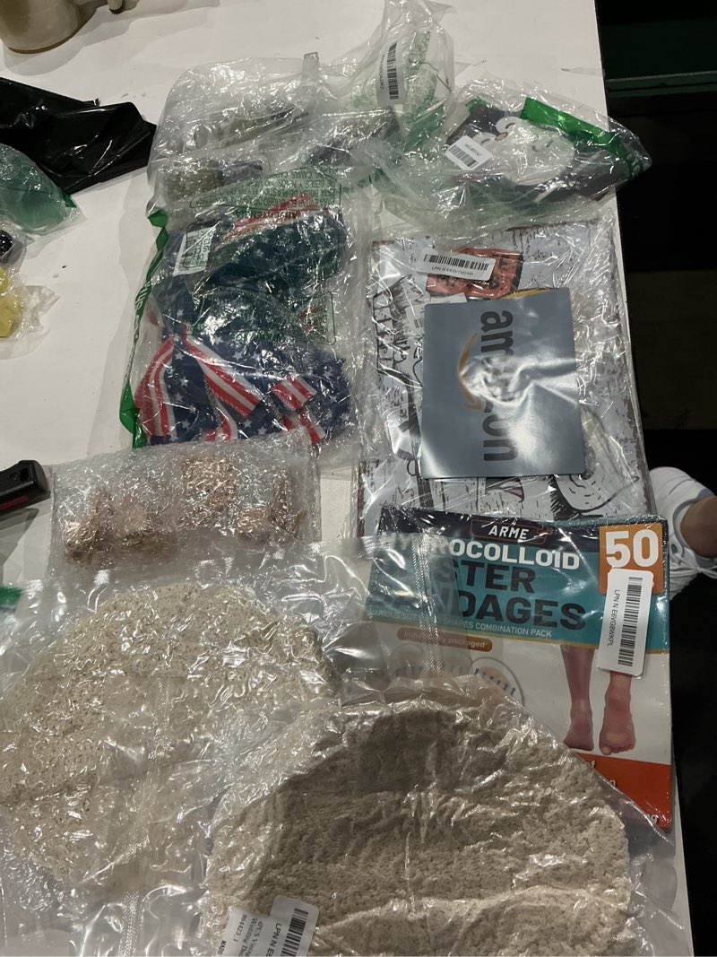 Condition photo showing As Is for assorted accessories for home decoration
