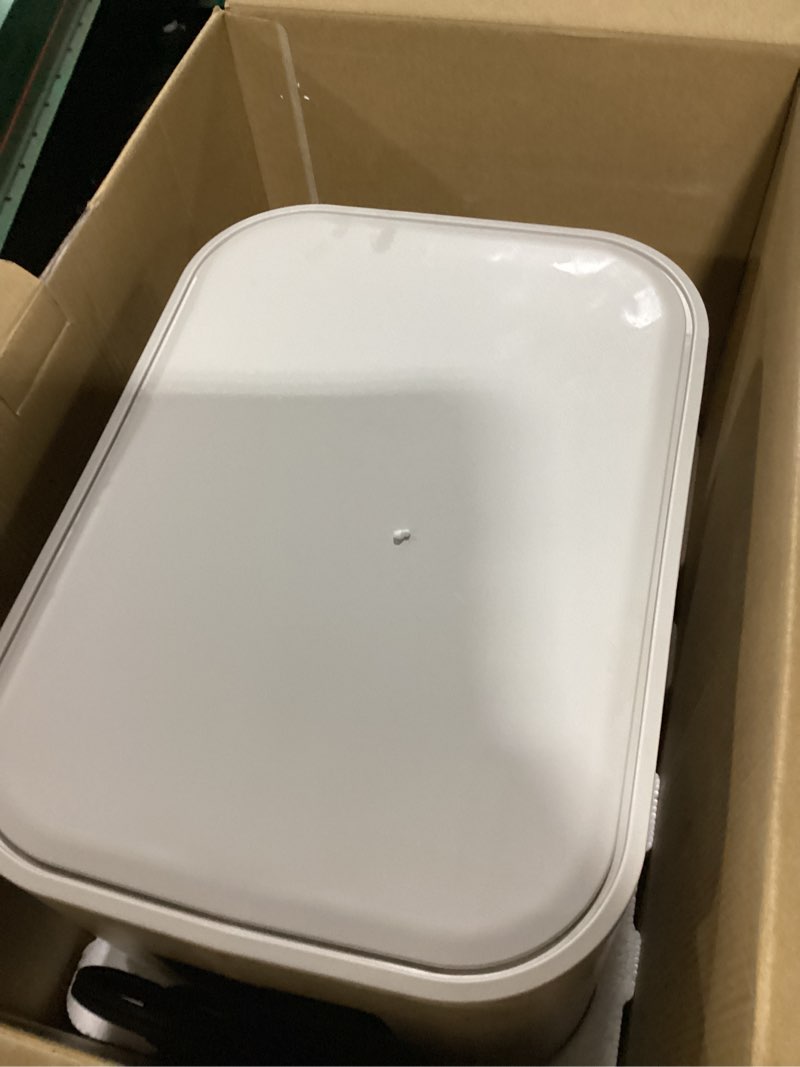 Condition photo showing Good Condition for bella 6 qt slim air fryer, fits-anywhere™ kitchenware, evergood™ ceramic nonstick coating, adjustable temperature, 6 preset cooking options, 60 min auto shutoff w audible tone, 5lb capacity, oatmilk
