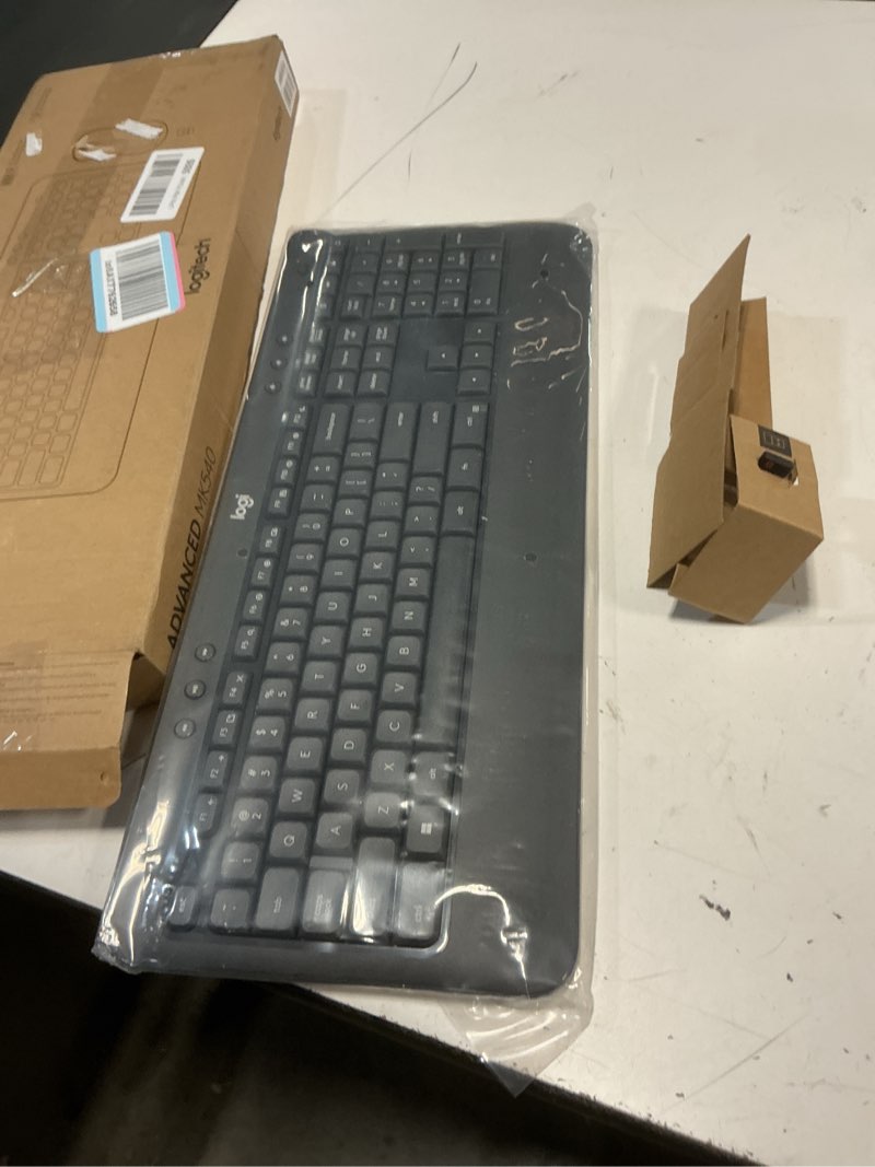 Condition photo showing As Is for logitech mk540 advanced wireless keyboard and mouse combo for windows, 2.4 ghz unifying usb-receiver, multimedia hotkeys, 3-year battery life, for pc, laptop 2024 model